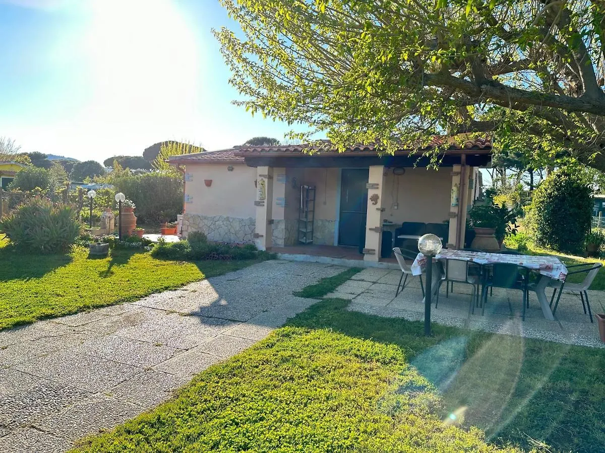 Willa Casa Il Pino Orbetello 0*,  Włochy